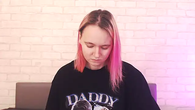 Ericha_Stone's cam snapshot