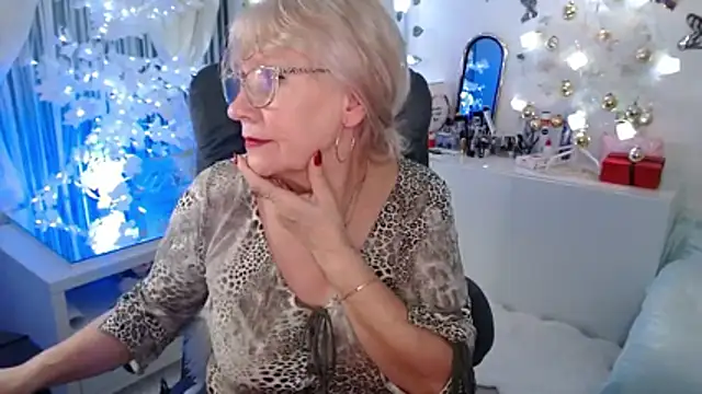 Ghertrude52's cam snapshot