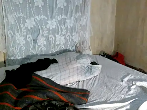 cute-shamza's cam snapshot