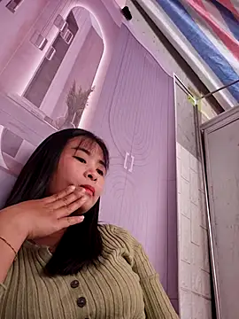 Squirrel-Pear's cam snapshot