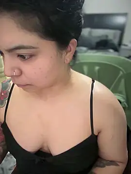 kimmiakiss22's cam snapshot