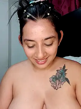 VALENTINA_ROUSE_'s cam snapshot