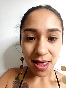 Liahdiaz_'s cam snapshot