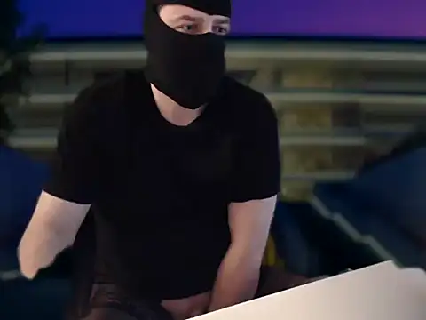 CuteMan33's cam snapshot