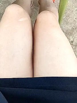 Baby-Linh's cam snapshot