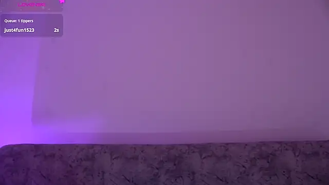 Milly_roidd's cam snapshot