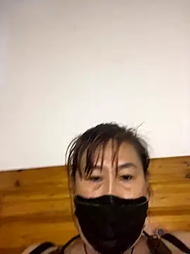 Loer558's cam snapshot