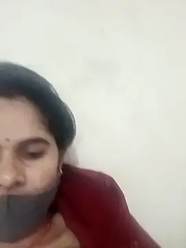 JULEE-740's cam snapshot