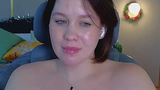 katy__moonj's cam snapshot