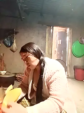 quynhkoolbae's cam snapshot