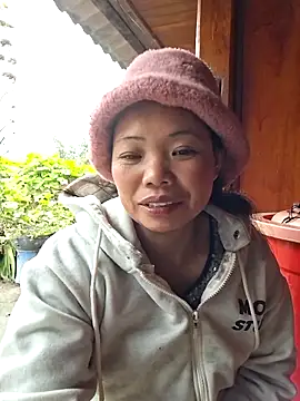 miomio-12's cam snapshot