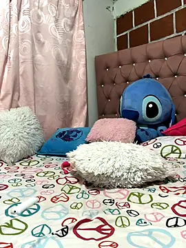 Rachellcooperrr's cam snapshot