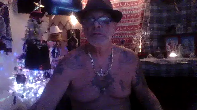 bigdaddyrooster's cam snapshot