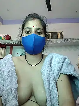 Maahi-Queen live sex cam