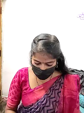 tamil_Sigappu_Roja's cam snapshot