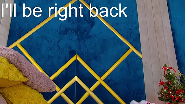 Foxxxy_MILF's cam snapshot