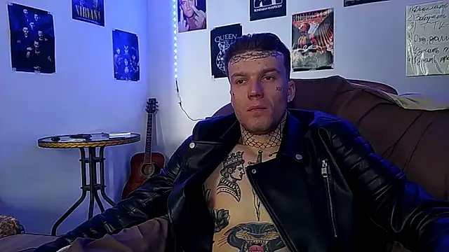 Huntall77 live sex cam