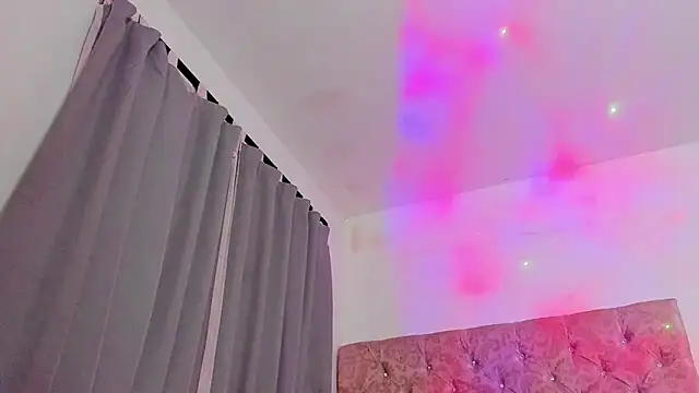 KatalinaMillan live sex cam