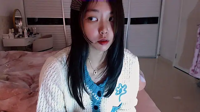 Miu1_girl live sex cam