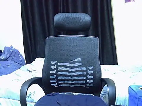 Horny-slut_'s cam snapshot