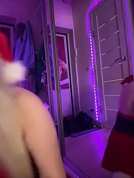 LaraHollywood's cam snapshot