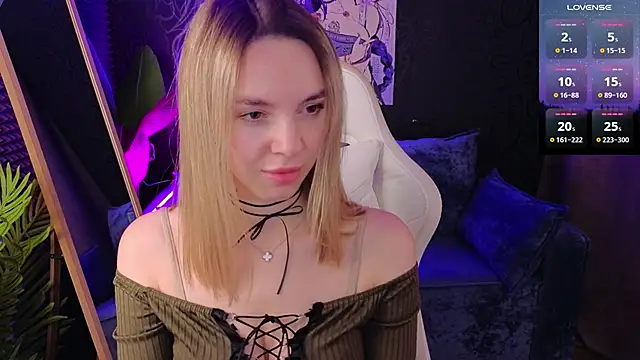 molly_crystal's cam snapshot