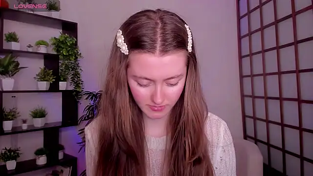 KateCuddle's cam snapshot