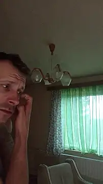 AlanDeLuca live sex cam