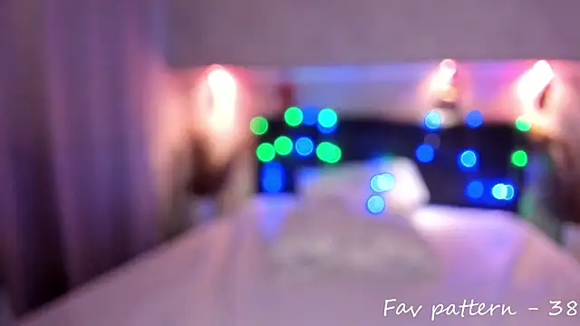 Camilla_Kelly's cam snapshot