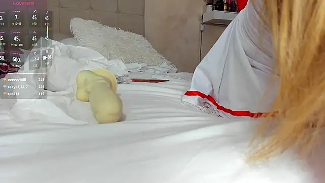 KaylaBenz's cam snapshot