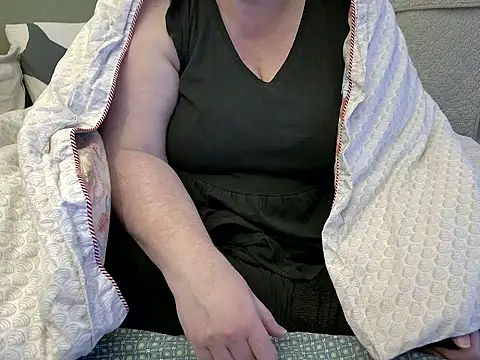 MarthaBriest's cam snapshot