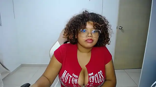 natalietits1's cam snapshot