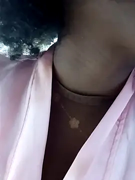 AmiraMorgan's cam snapshot