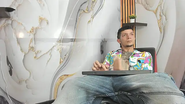 Straight_Guy22 live sex cam