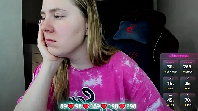 Olivia_Munk's cam snapshot