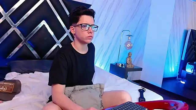 SpencerMontgomery live sex cam