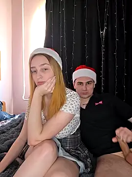 FoxyToxy live sex cam