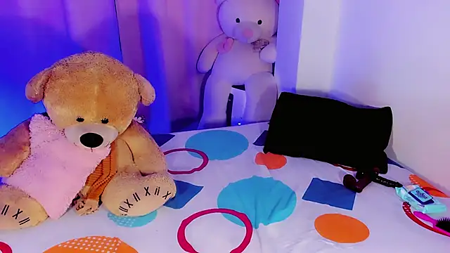 Zakura_hot1 live sex cam