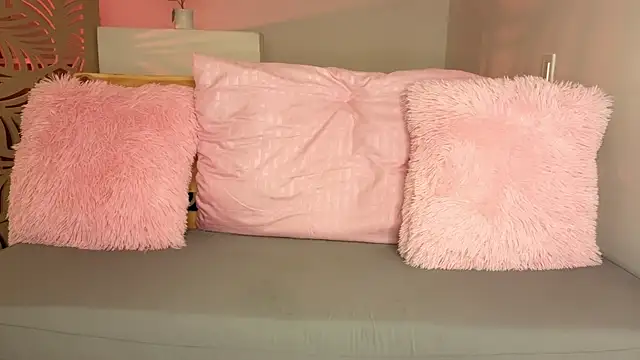 vickvalencia2's cam snapshot