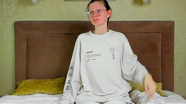 RoxyHerena's cam snapshot