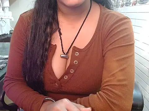 LovingPihu's cam snapshot