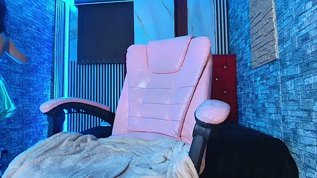 mia_hernnandez's cam snapshot