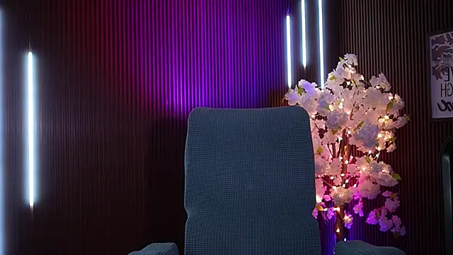 xxforyoureyesonlyxx live sex cam