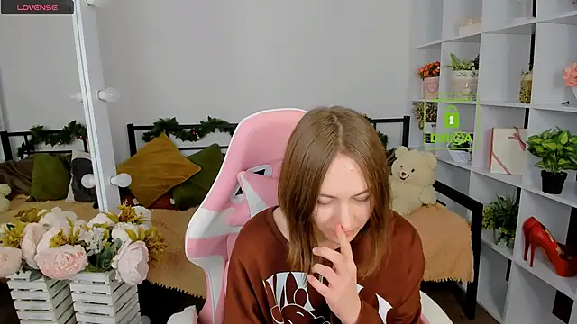 Elma_Lily's cam snapshot