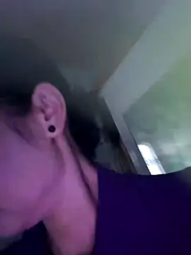 Basanis68's cam snapshot