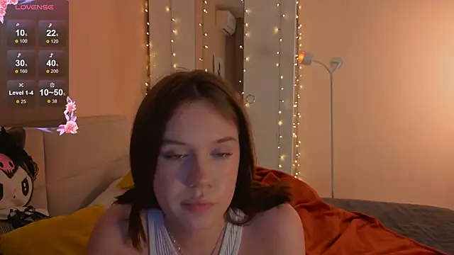 Mia_Luw's cam snapshot