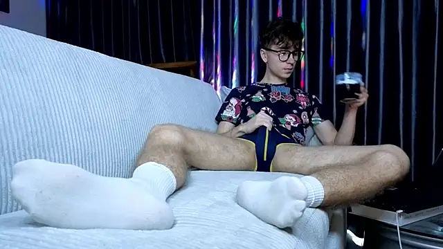 Joseph__Quinn's cam snapshot