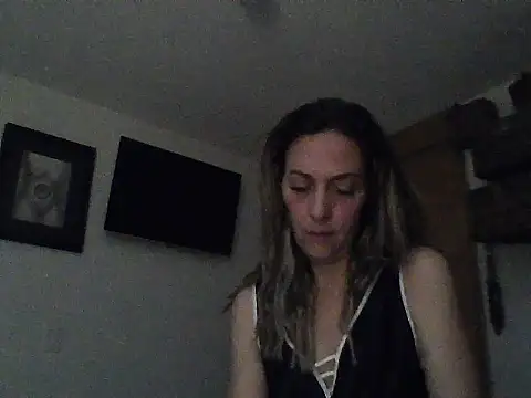 SEXXXYmelye's cam snapshot