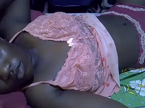 Adaline-Paris's cam snapshot