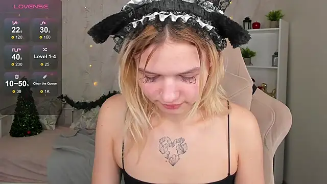 KianaVision's cam snapshot